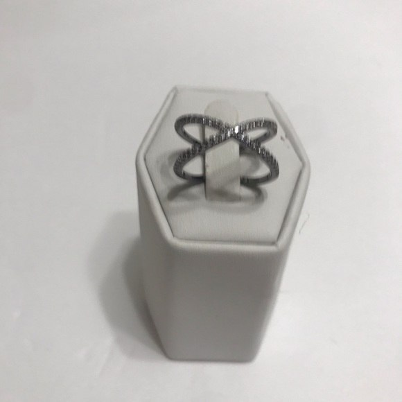 WEDDING RING 3 - Picture 4 of 4